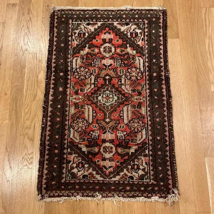 Vintage Rug, 1′ 9 x 2′ 10 Red