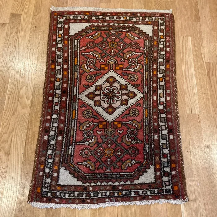 Vintage Rug, 2′ 1 x 3′ 2 Soft Red