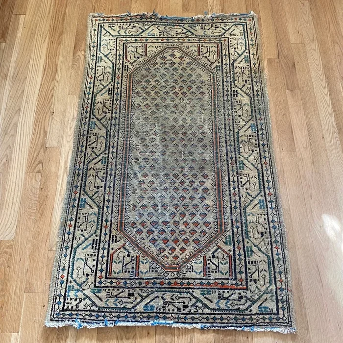 Vintage Rug, 2′ 6 x 4′ 2 Cream
