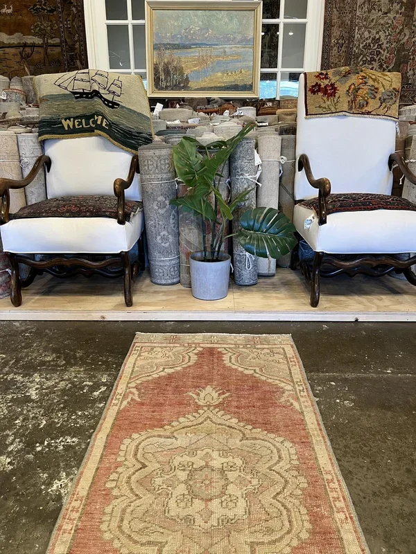 Vintage Turkish Anatolian Rug – 2’5″ x 5’7″