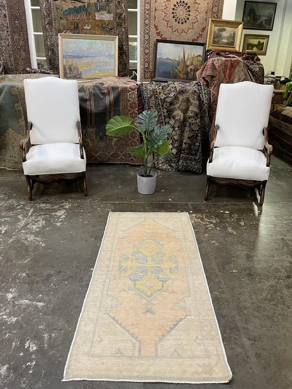 Vintage Turkish Anatolian Rug – 2’6″ x 5’5″