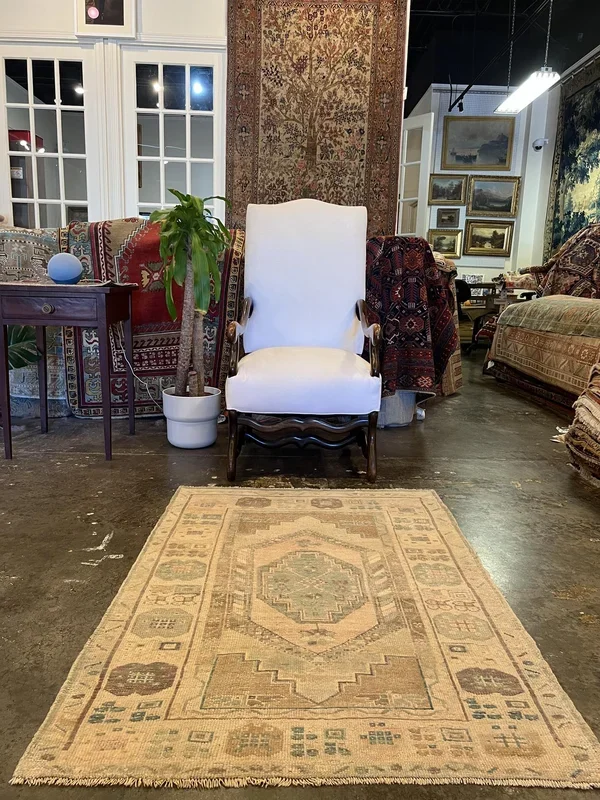 Vintage Turkish Anatolian Rug – 3’2″ x 4’5″