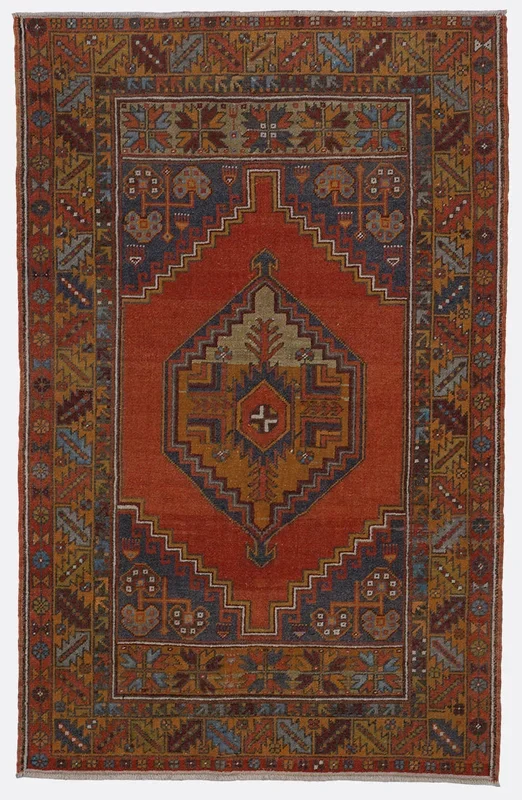 Vintage Turkish Anatolian Rug – 3’7″ x 5’8″