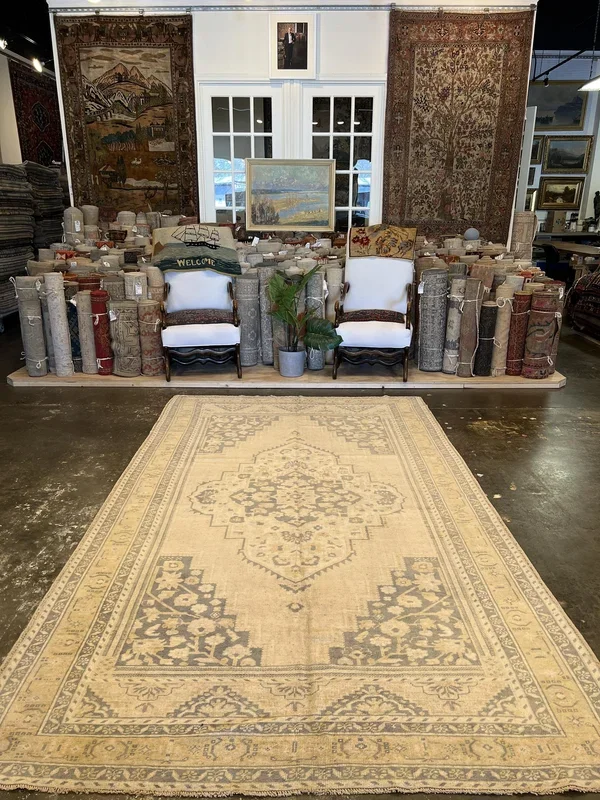 Vintage Turkish Anatolian Rug – 6’4″ x 10’9″