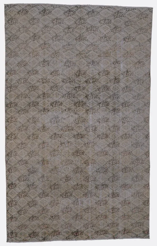 Vintage Turkish Chic Rug – 5’4″ x 8’7″