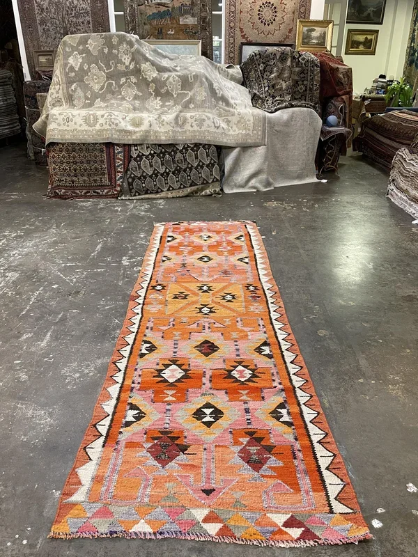 Vintage Turkish Kilim Rug – 3’3″ x 10’1″