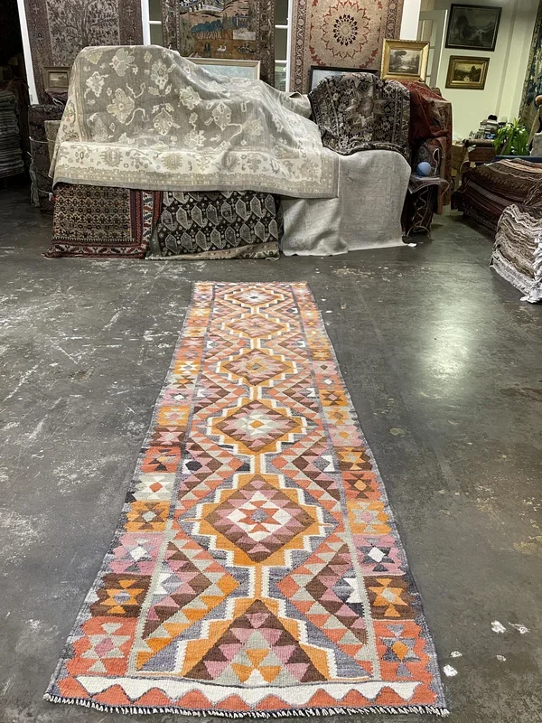 Vintage Turkish Kilim Rug – 3′ x 11′
