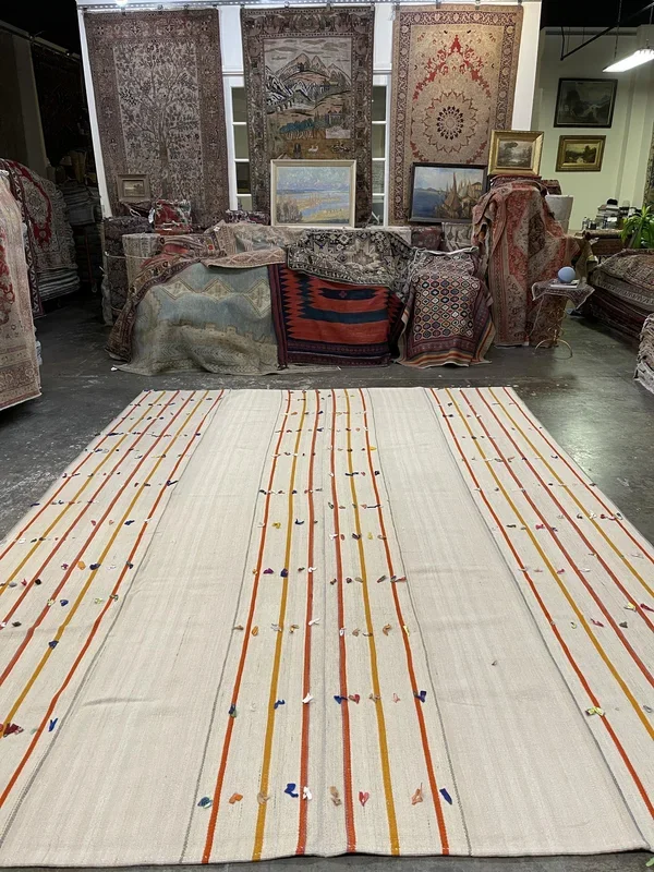 Vintage Turkish Kilim Rug – 9’3″ x 12’4″
