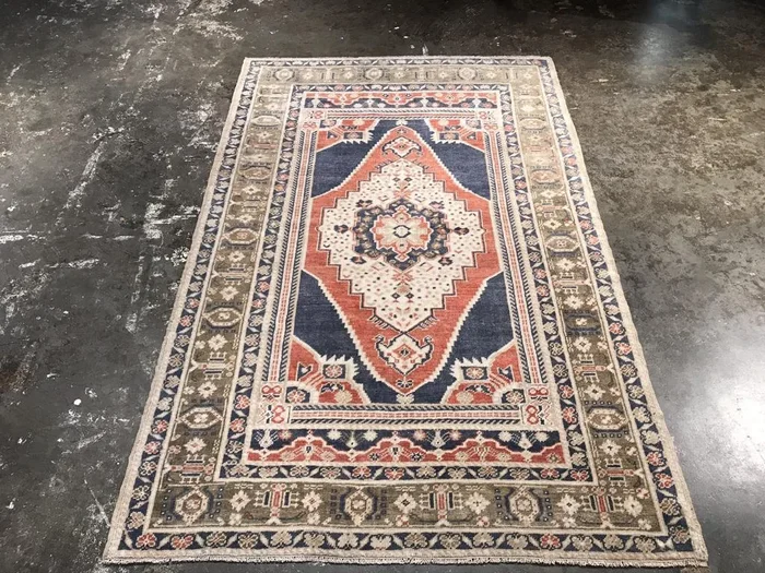 Vintage Turkish Konya Rug – 4′ x 6’3″