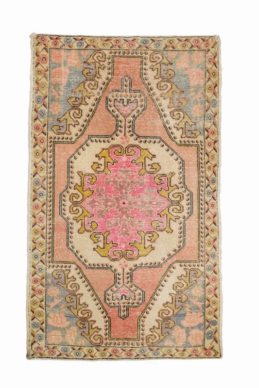 Vintage Turkish Tribal Rug 7’2″ x 4’5″