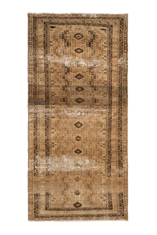 Vintage Turkmen Kelleh Rug 9′ x 4’3″