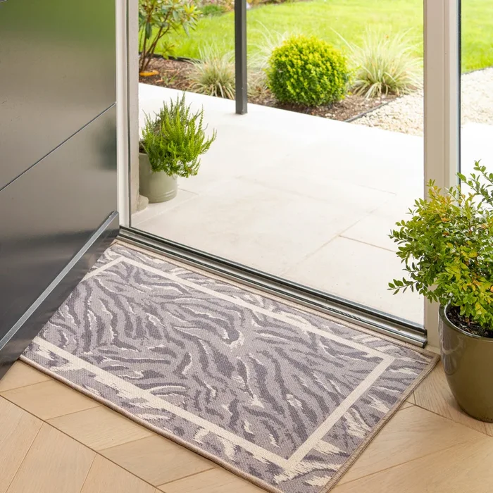 Washable Grey Zebra Print Doormat – Zebra