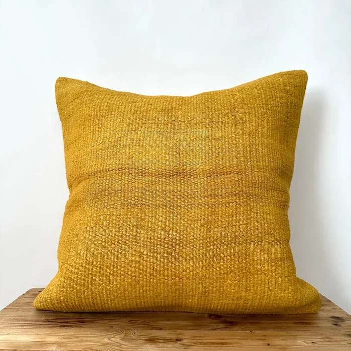 Yanette – Yellow Hemp Pillow Cover