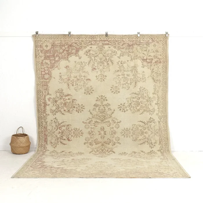 Zanda – Vintage Turkish Area Rug