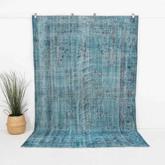 Zelarise – Vintage Turkish Area Rug