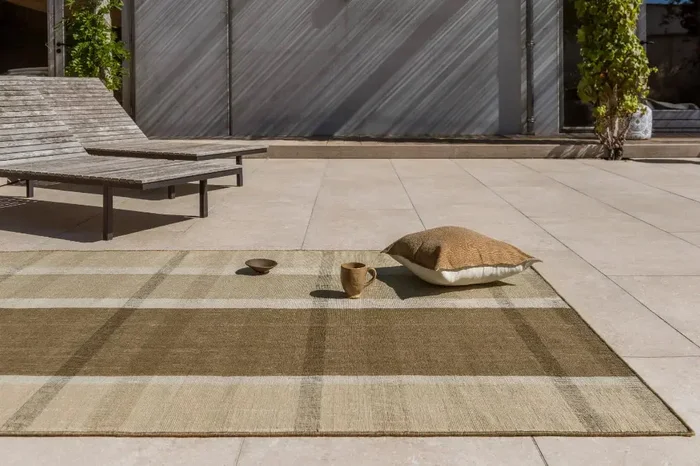 Zona Block Stripe Cashew outdoor 497501 Rug