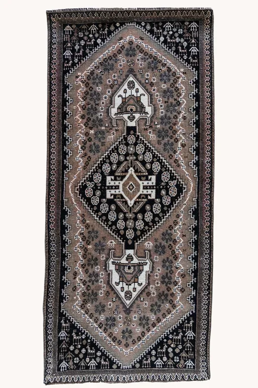 Zuri | 2’5 x 5’2